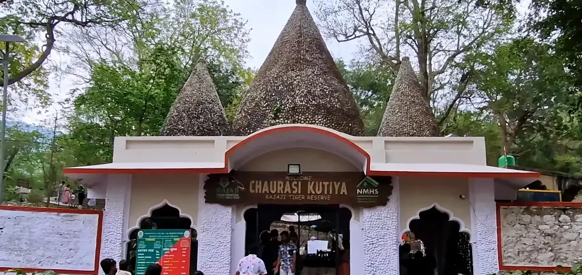 chaurasi kutiya in rishikesh the beatles ashram