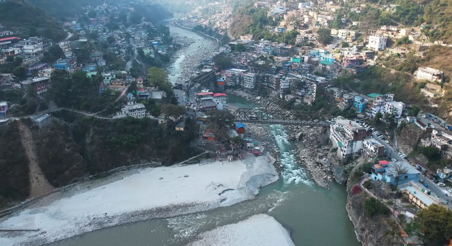 karnaprayag sangam of alaknanda and pindar rivers in uttarakhand