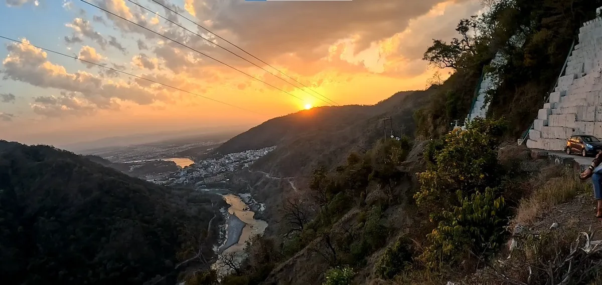 Kyariki sunset point at Rishikesh