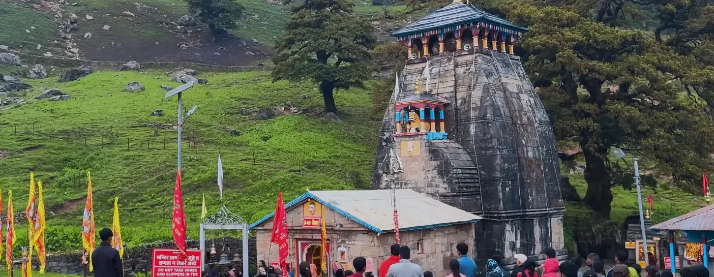 madhyamaheshwar history of the idol where the navel of lord shiva is worshipped