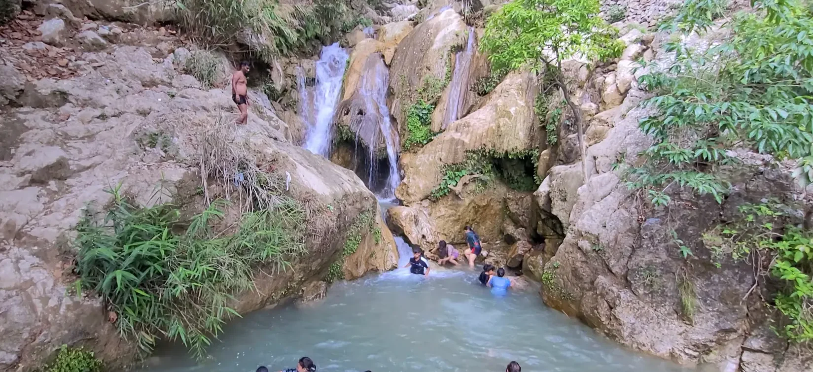 neergarh waterfall in rishikesh uttarakhand