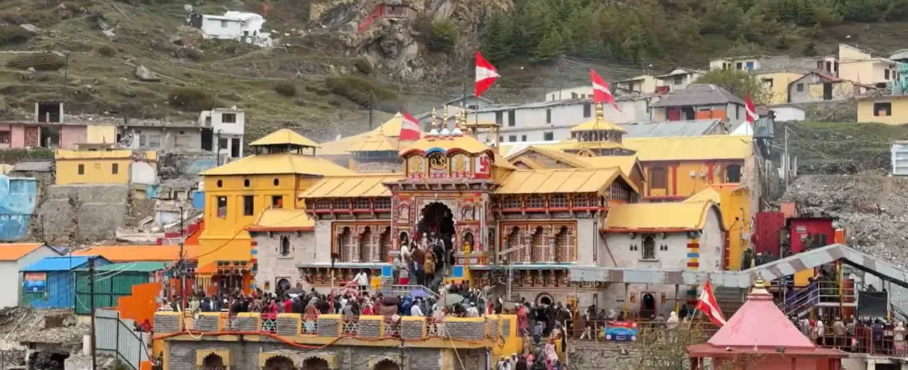 badrinath temple photo 
