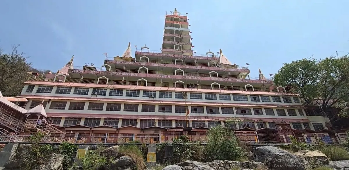 13 manjil temle in rishikesh