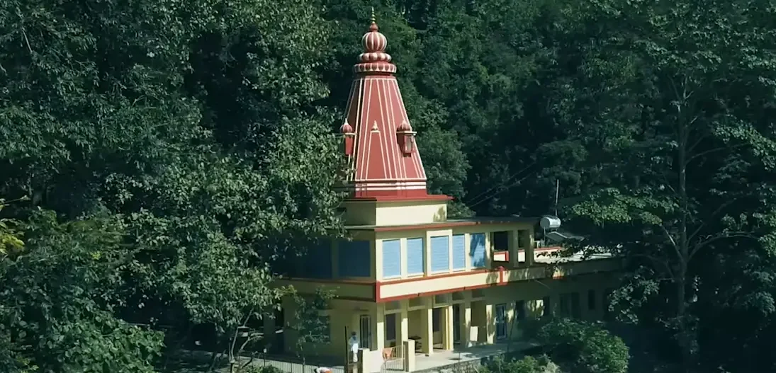 vashishta gufa in rishikesh