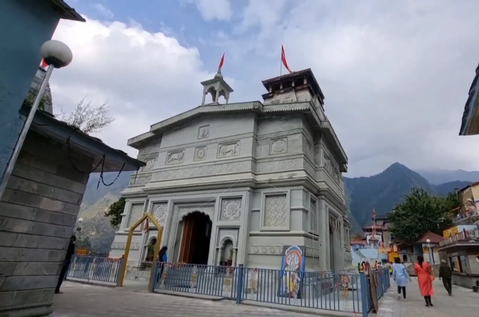 narsingh bhagwan temple in joshimath