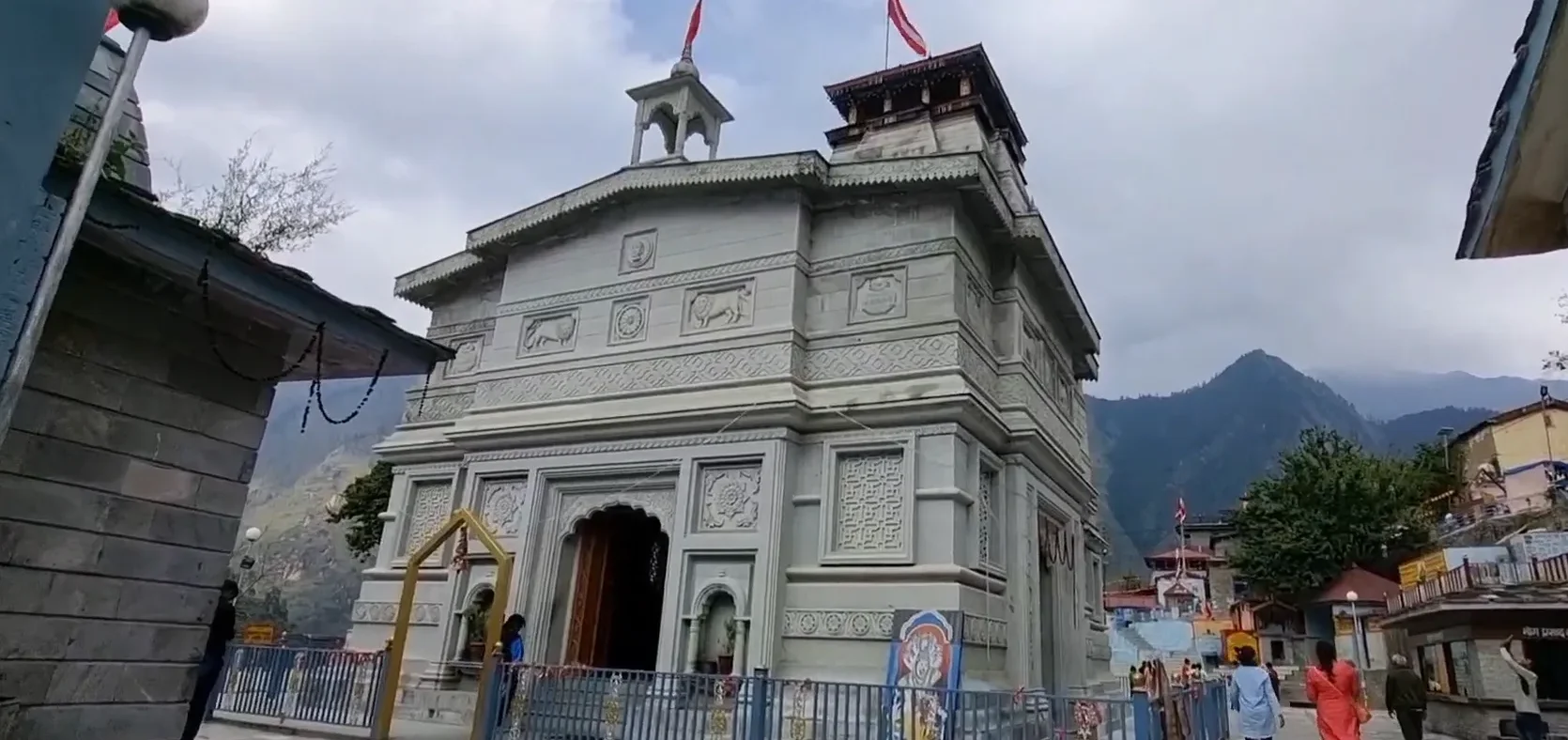 joshimath near badrinath the narisngh temple