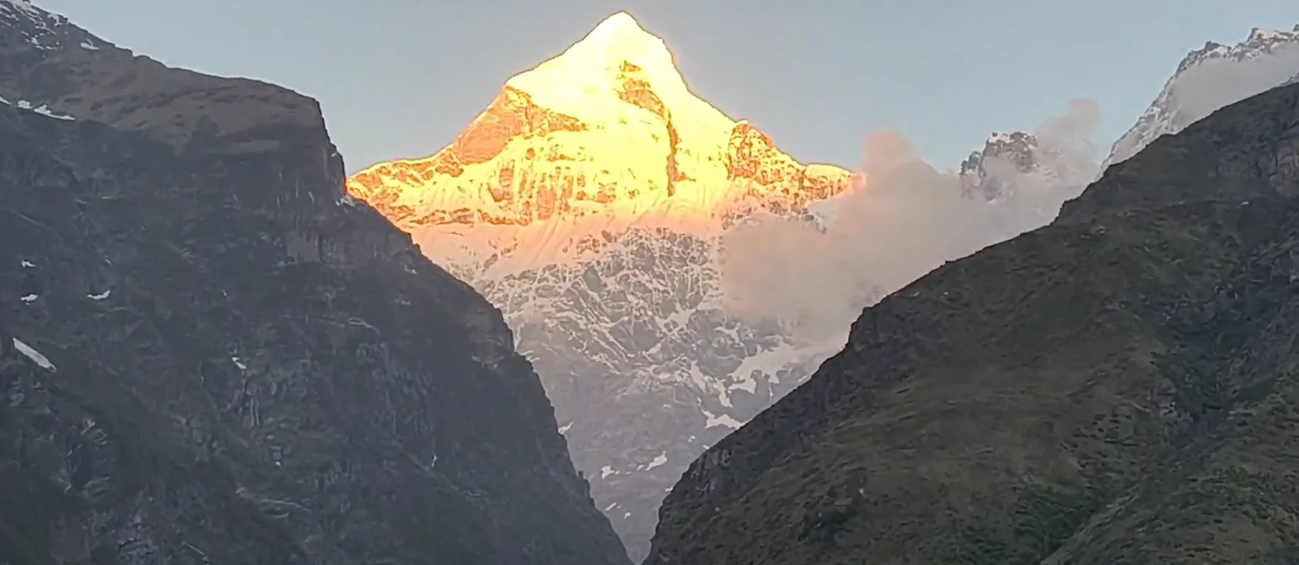 neelkanth viewpoint in badrinath