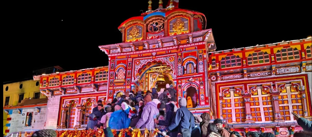 how to go badrinath temple