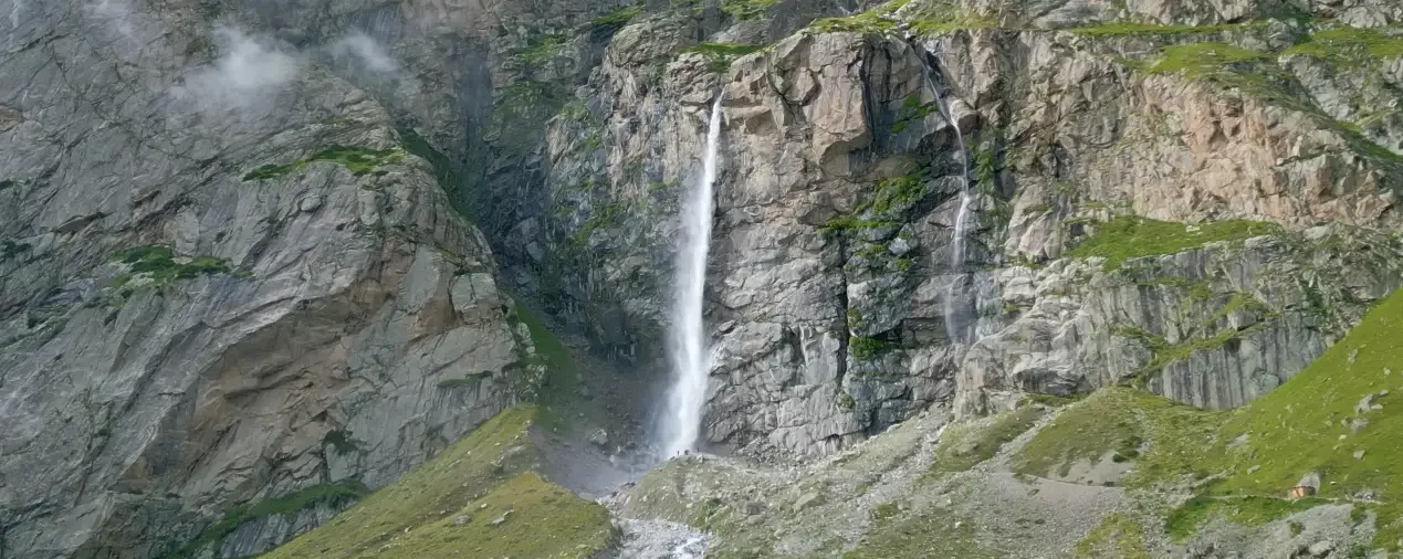 vasudhara falls