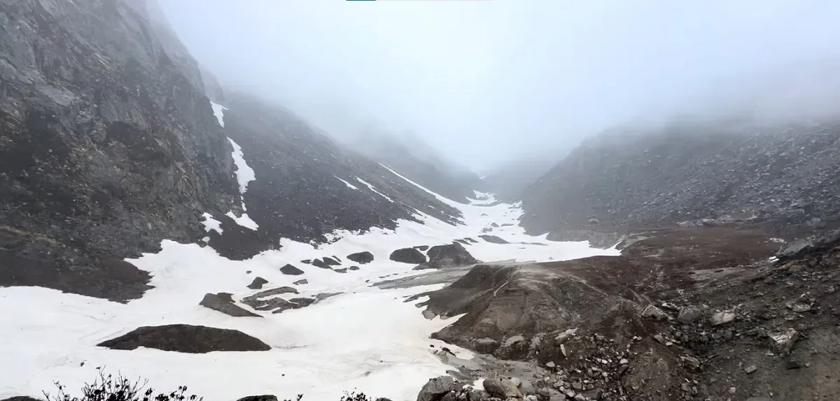 chorabari glacier image
