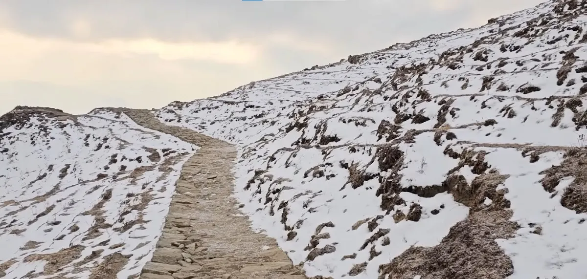 dayara bugyal trek image