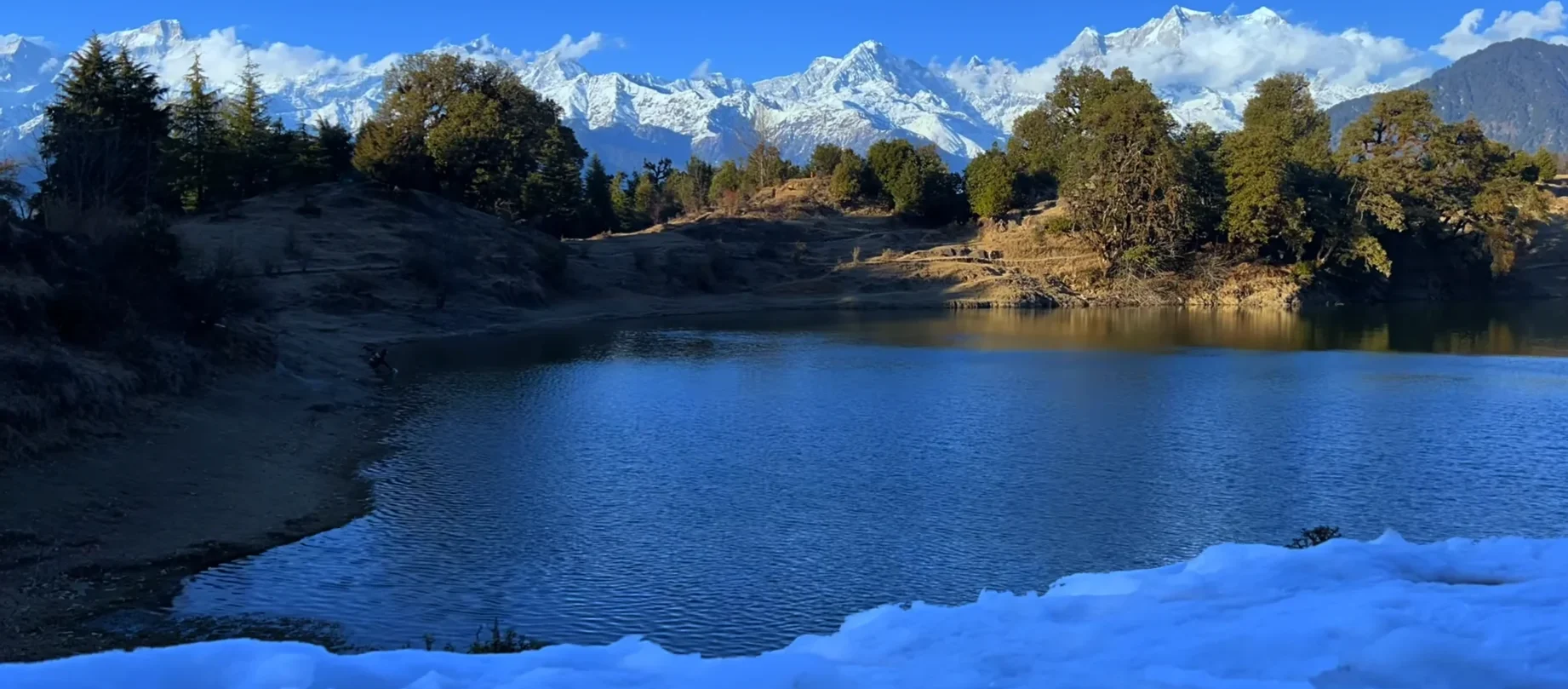 deoriatal lake photo