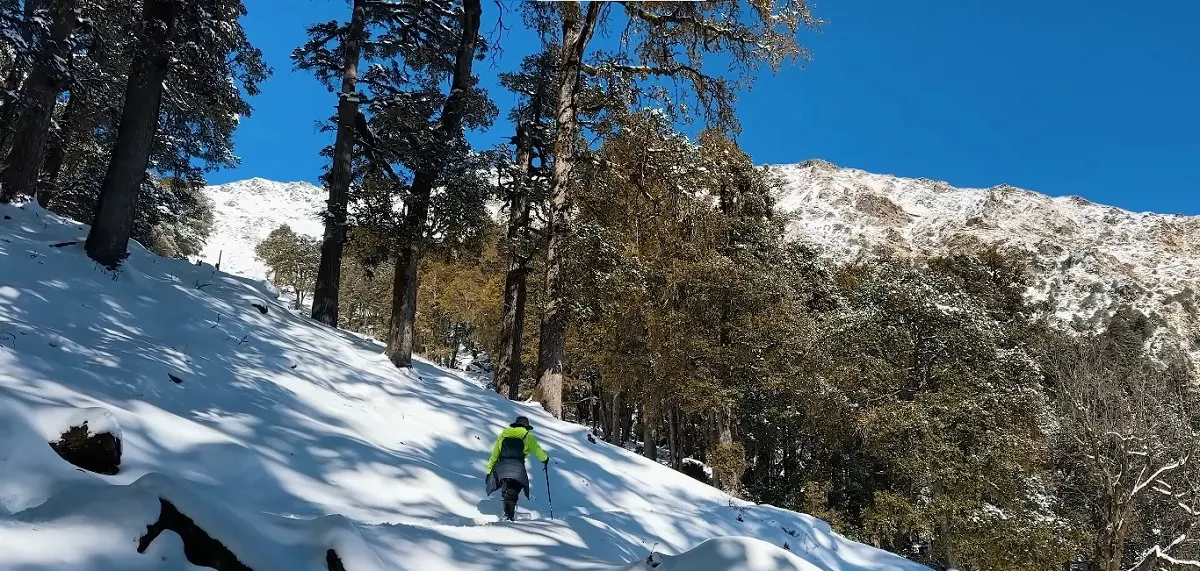 kuari pass trek image