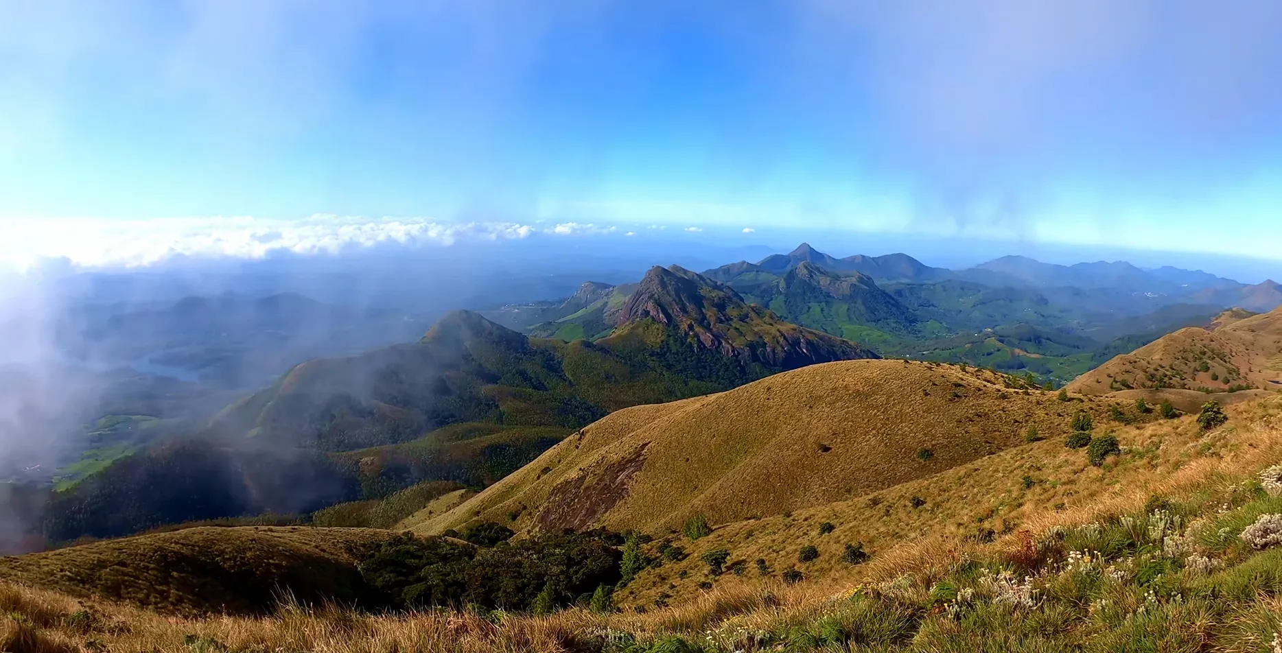 meesapulimala trek in december