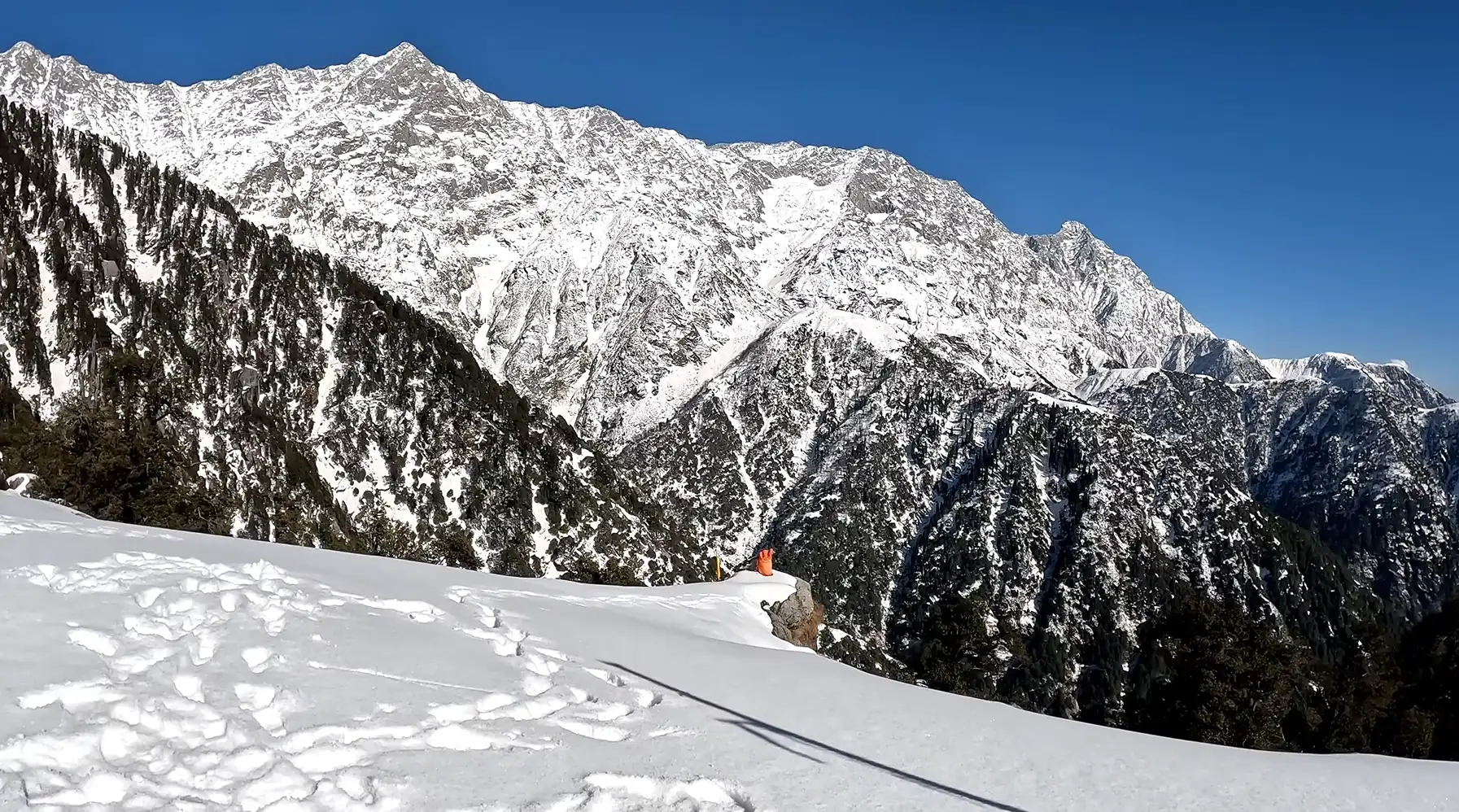 triund trek in december
