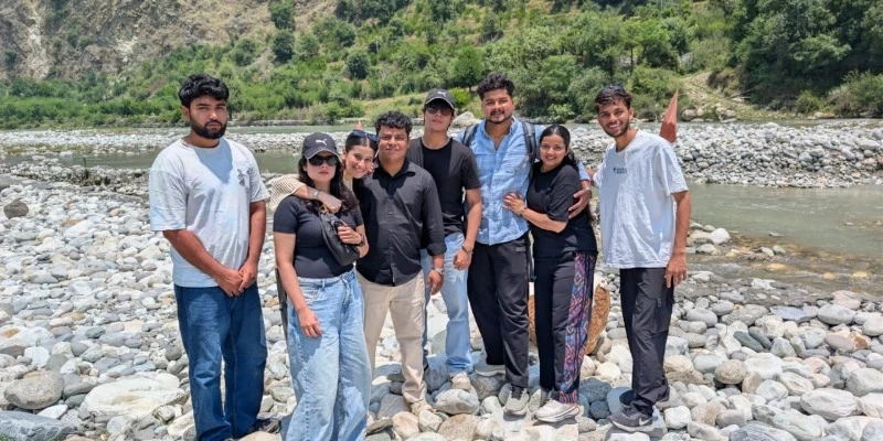 weekend group trip image
